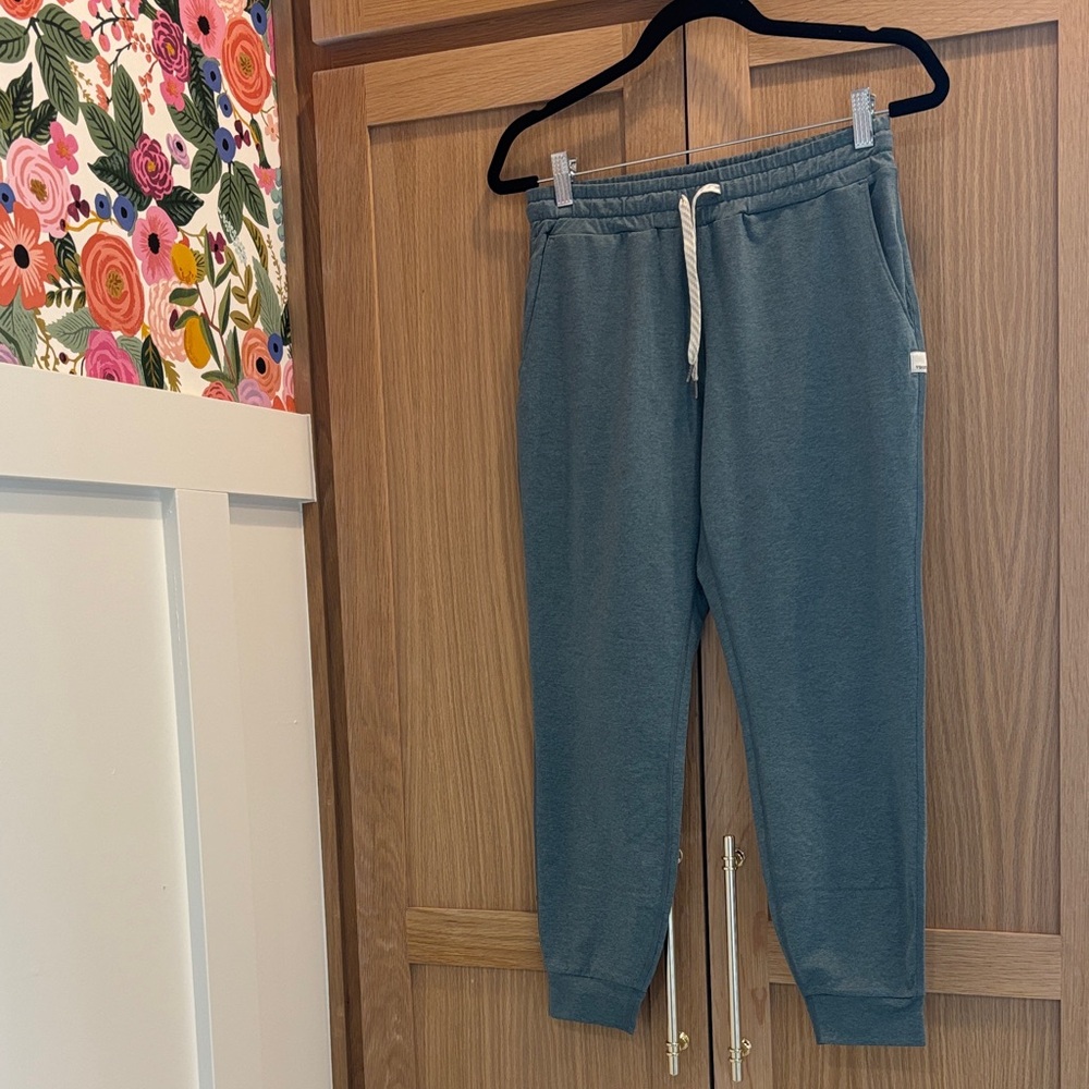 Vuori Performance Jogger